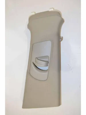 Zlevněný panel sloupklu B horní pravý AUDI Q5 8R08R0867244BH82