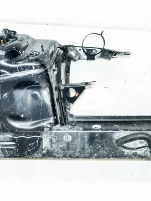 Značkový přední nosníkpodélníklevýAUDI A4 8K08K0614119F8K08058698K0805531