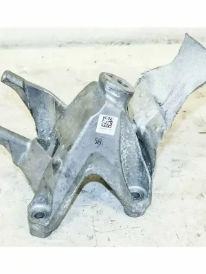 Vysoce Kvalitní držák motoru levý - vzpěra VAG 3,0 TDi4M0199307AF